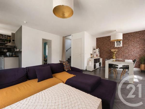 Maison à vendre  4 pièces - 83 m 2   DRAGUIGNAN  - 83