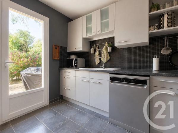 Maison à vendre  4 pièces - 83 m 2   DRAGUIGNAN  - 83