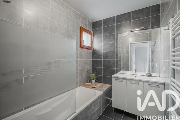 Maison à vendre 4 pièces 99 m² Gières