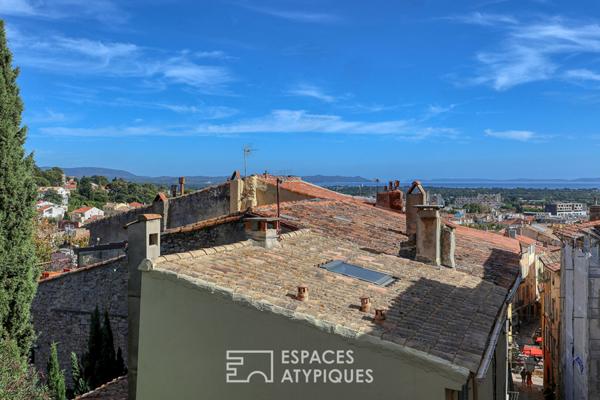 Duplex avec vue mer au coeur du centre historique d’Hyères