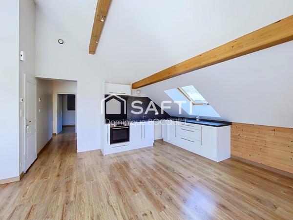 Maison 4 pièces 96 m2 et 157 m2 de garage, idéale pour une activité artisanale