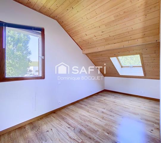 Maison 4 pièces 96 m2 et 157 m2 de garage, idéale pour une activité artisanale