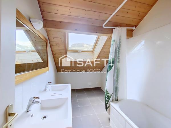 Maison 4 pièces 96 m2 et 157 m2 de garage, idéale pour une activité artisanale