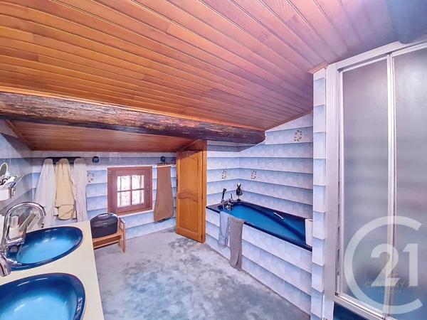 Maison à vendre  4 pièces - 179,79 m 2   GRIGNY  - 69