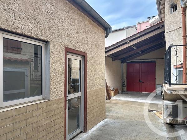 Maison à vendre  4 pièces - 179,79 m 2   GRIGNY  - 69