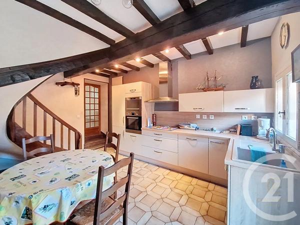 Maison à vendre  4 pièces - 179,79 m 2   GRIGNY  - 69