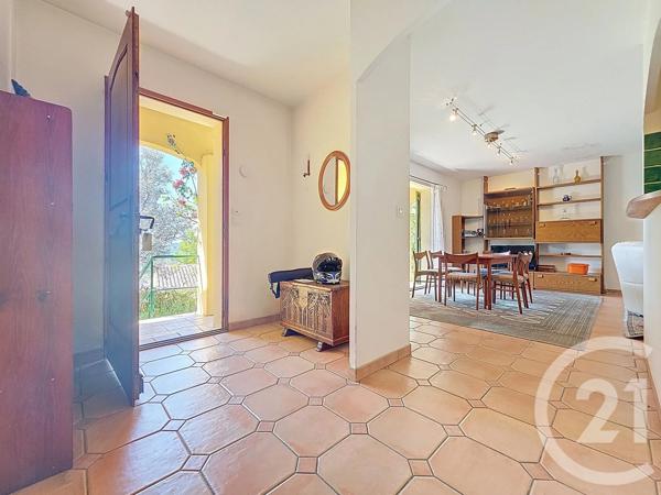 Maison à vendre  4 pièces - 95,29 m 2   DRAGUIGNAN  - 83
