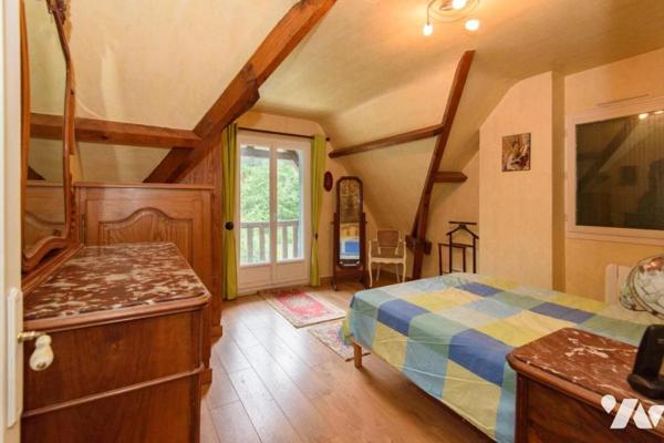 Maison avec étang - 134 m² - ST LAURENT NOUAN