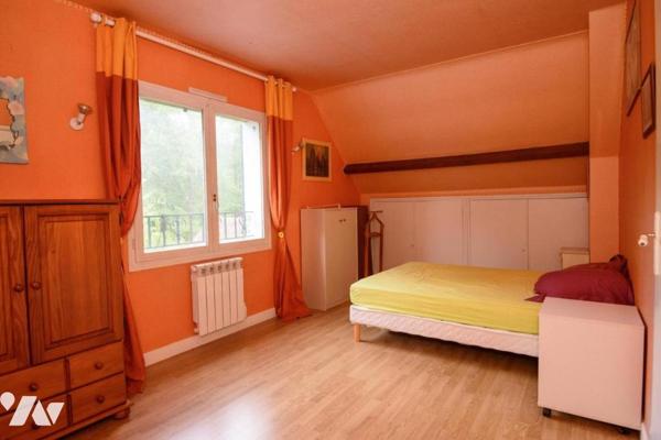 Maison avec étang - 134 m² - ST LAURENT NOUAN