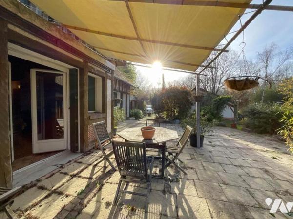 Maison avec étang - 134 m² - ST LAURENT NOUAN