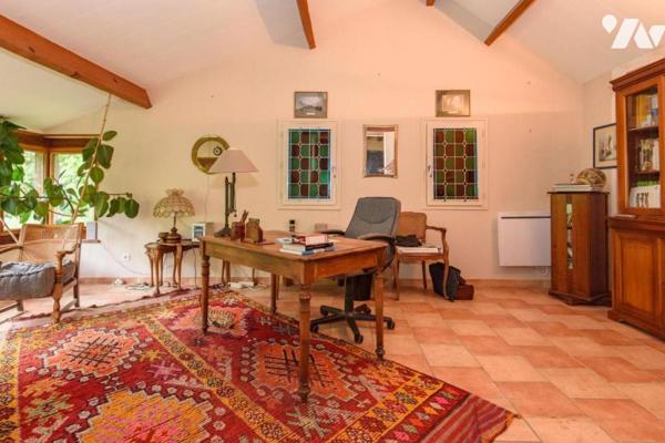 Maison avec étang - 134 m² - ST LAURENT NOUAN