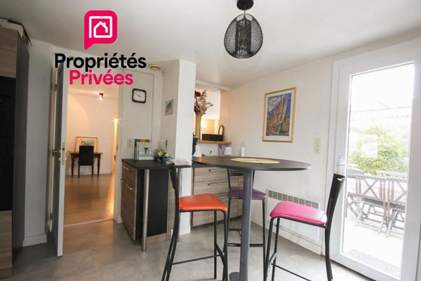 Bouc Bel Air  Maison de plain-pied  5 pièces  110 m²  Piscine  Au calme