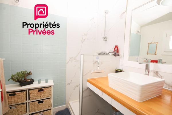 Bouc Bel Air  Maison de plain-pied  5 pièces  110 m²  Piscine  Au calme