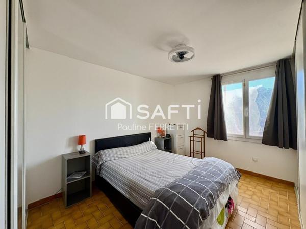 MAISON T4, 4 FACES  PLAIN PIED 89M2 AVEC GARAGE ET JARDIN 1200M2