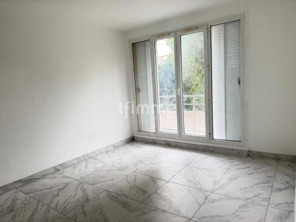 Appartement Familial 80 m2 - Proche gare Noisy Champs -