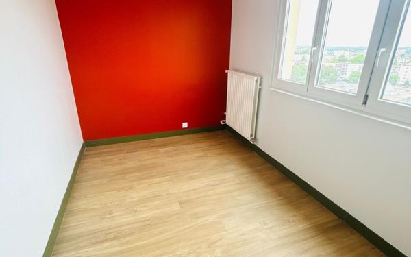 Appartement à vendre    5 pièces • 104 m2 Garges-lès-Gonesse