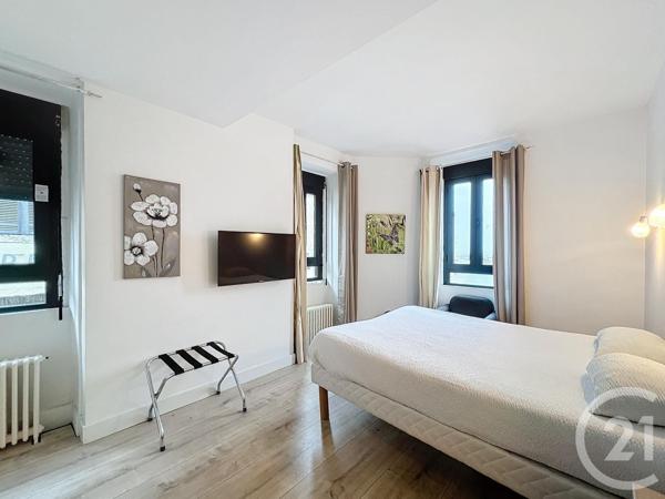 Maison à vendre  10 pièces - 400 m2 MONFLANQUIN - 47