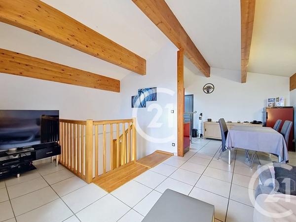 Appartement F2 à vendre  2 pièces - 57,33 m 2   ST MARTIN DE CRAU  - 13