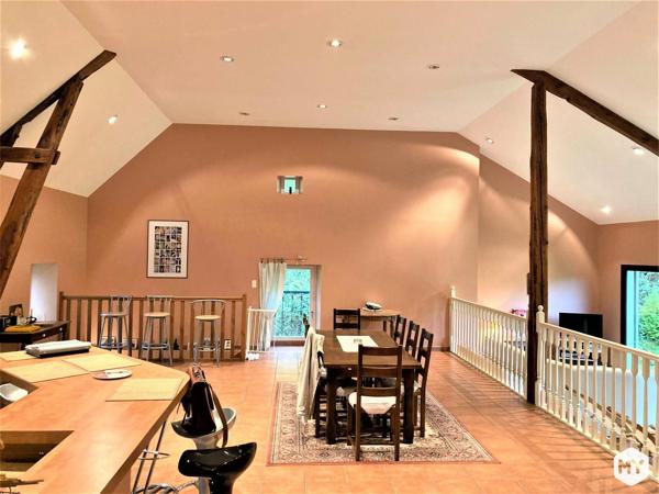 Maison • Vente • 200m2 • BASVILLE 170 000 € FAI