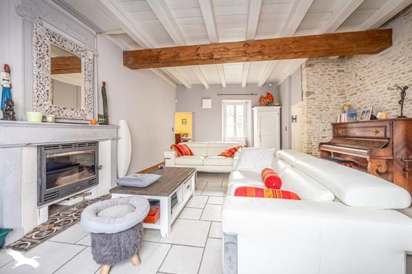 Maison à vendre |  Muron |  10 pièces | 265 m²