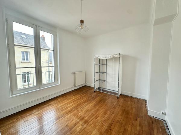 Appartement T2 plein de charme - 45 m² - Saumur Entre les Ponts
