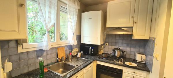 Paris (75012) Charmante maison familiale avec grande terrasse