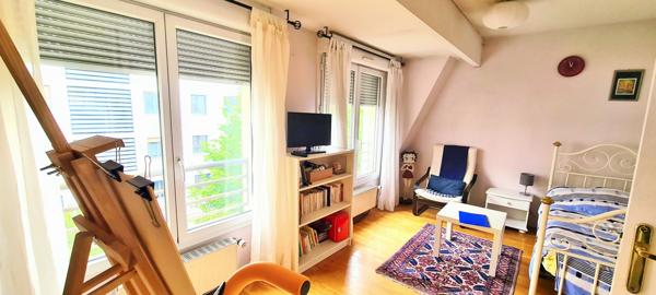 Paris (75012) Charmante maison familiale avec grande terrasse