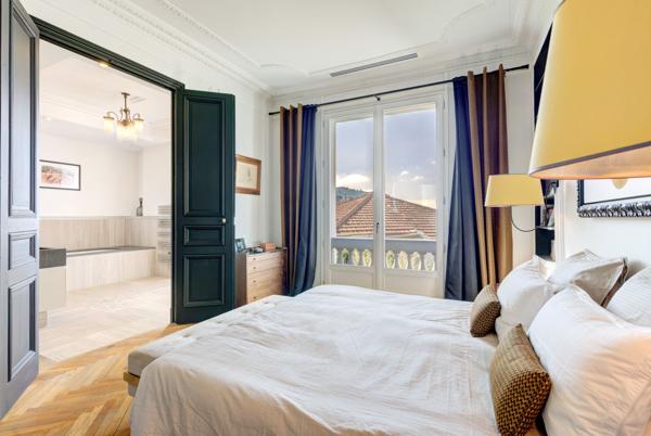 Vente Hôtel particulier Nice 8 Pièces 255 m²