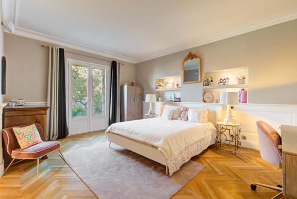 Vente Hôtel particulier Nice 8 Pièces 255 m²