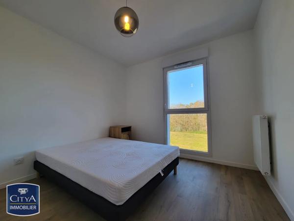 Appartement à louer 3 pièces 63.6m² Dax (40100)