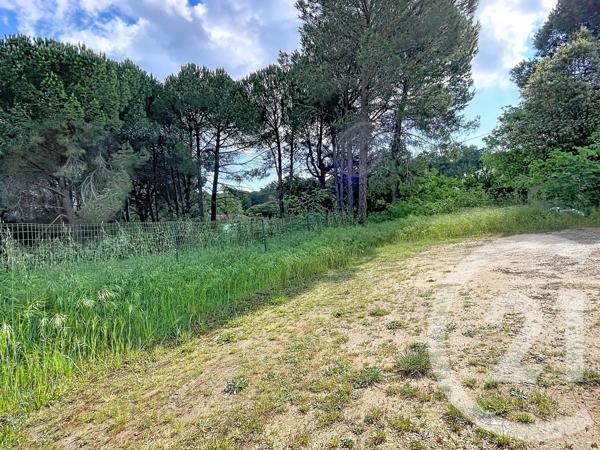 Terrain à vendre  2770 m 2   BAGNOLS SUR CEZE  - 30
