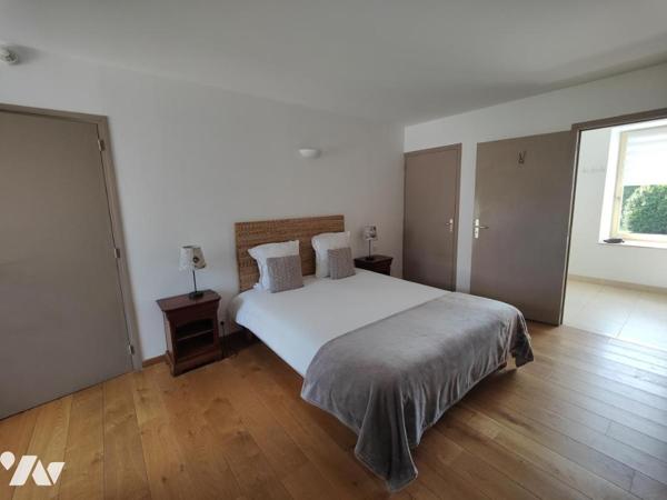 A VENDRE DOMAINE DE PRESTIGE