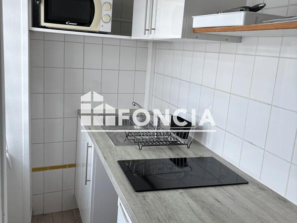 Location Studio meublé 23.15 m² - 10 RUE MARIE DORVAL Lorient 56100