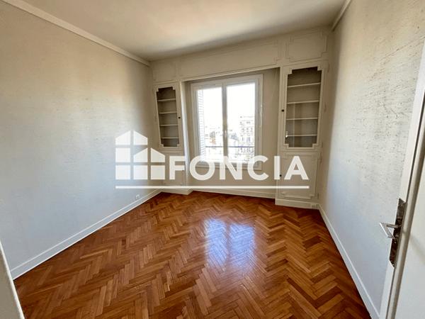 Location Appartement 4 pièces 141 m² - 33 A AVENUE CANTINI Marseille 06 13006
