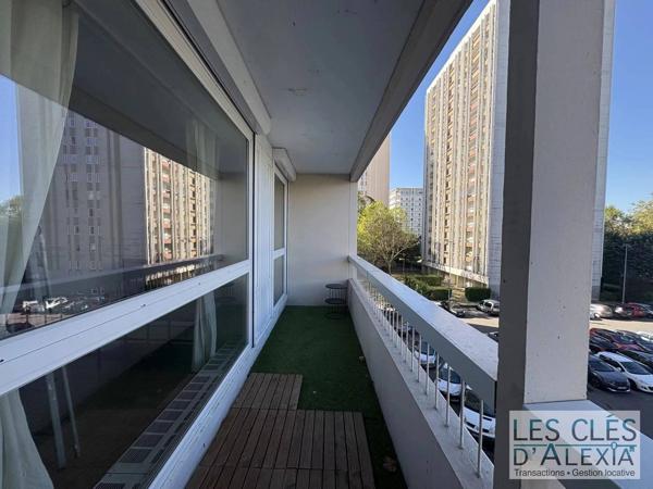 Charmant T1 bis meublé avec extérieur – Villeurbanne