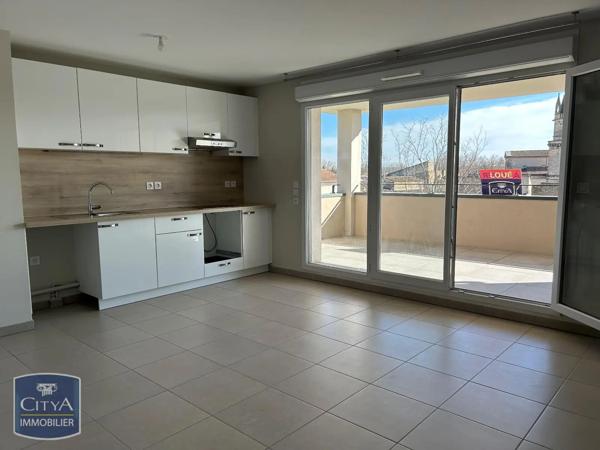 Appartement à louer 3 pièces 58.8m² Pélissanne (13330)