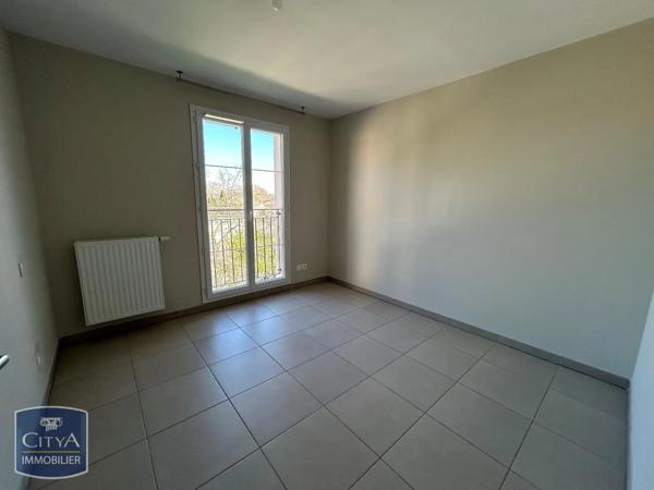 Appartement à louer 3 pièces 58.8m² Pélissanne (13330)