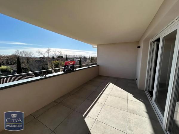 Appartement à louer 3 pièces 58.8m² Pélissanne (13330)