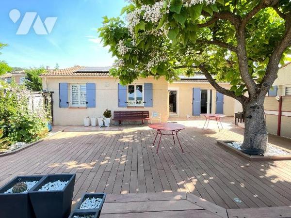 A vendre - Gréoux-les-Bains (04): Jolie propriété située dans un quartier calme, composée de 2 ...