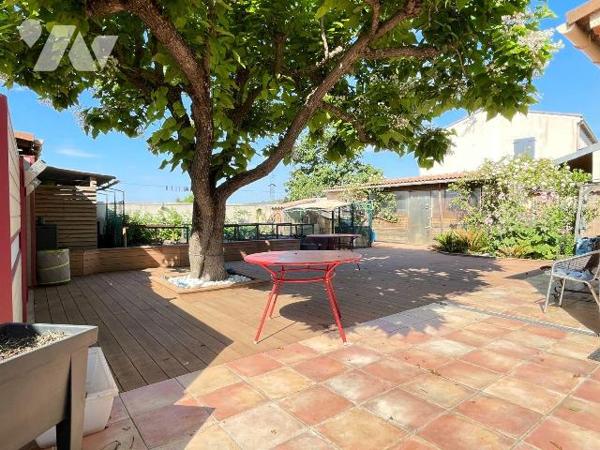 A vendre - Gréoux-les-Bains (04): Jolie propriété située dans un quartier calme, composée de 2 ...