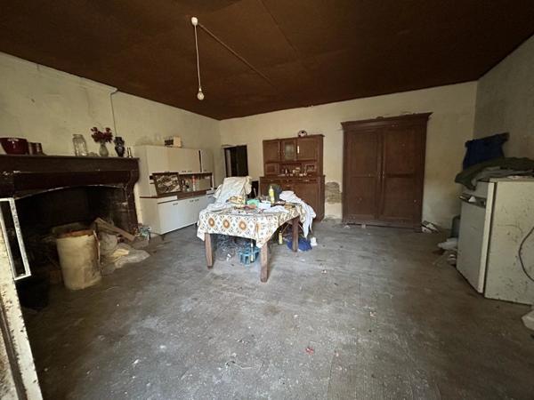 Vente Maison 6 pièces 125 m2 à Saint-Jean-d'Angély