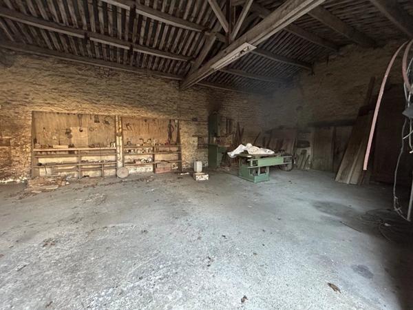 Vente Maison 6 pièces 125 m2 à Saint-Jean-d'Angély