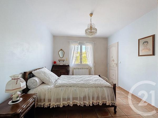 Maison à vendre  6 pièces - 145 m 2   ST GELY DU FESC  - 34