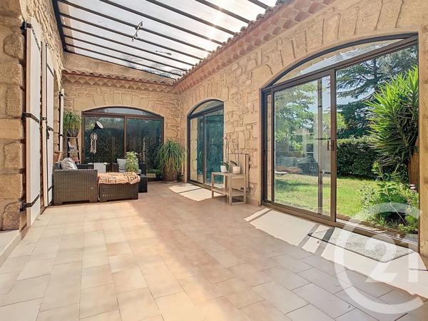 Maison à vendre  6 pièces - 145 m 2   ST GELY DU FESC  - 34