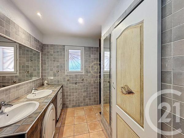 Maison à vendre  6 pièces - 145 m 2   ST GELY DU FESC  - 34
