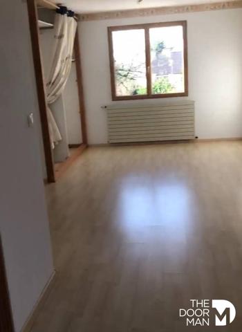 Maison - Vendu - 126 m² - VOUILLE | The Door Man
