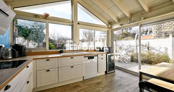 À vendre Maison 8 pièces 166 m² - Mantes-la-jolie 78200