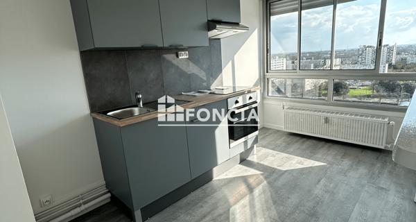 Location Studio meublé 31.07 m² - Niort 79000