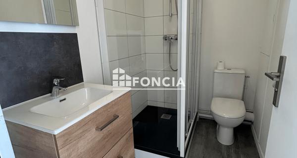 Location Studio meublé 31.07 m² - Niort 79000
