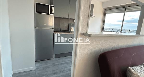 Location Studio meublé 31.07 m² - Niort 79000